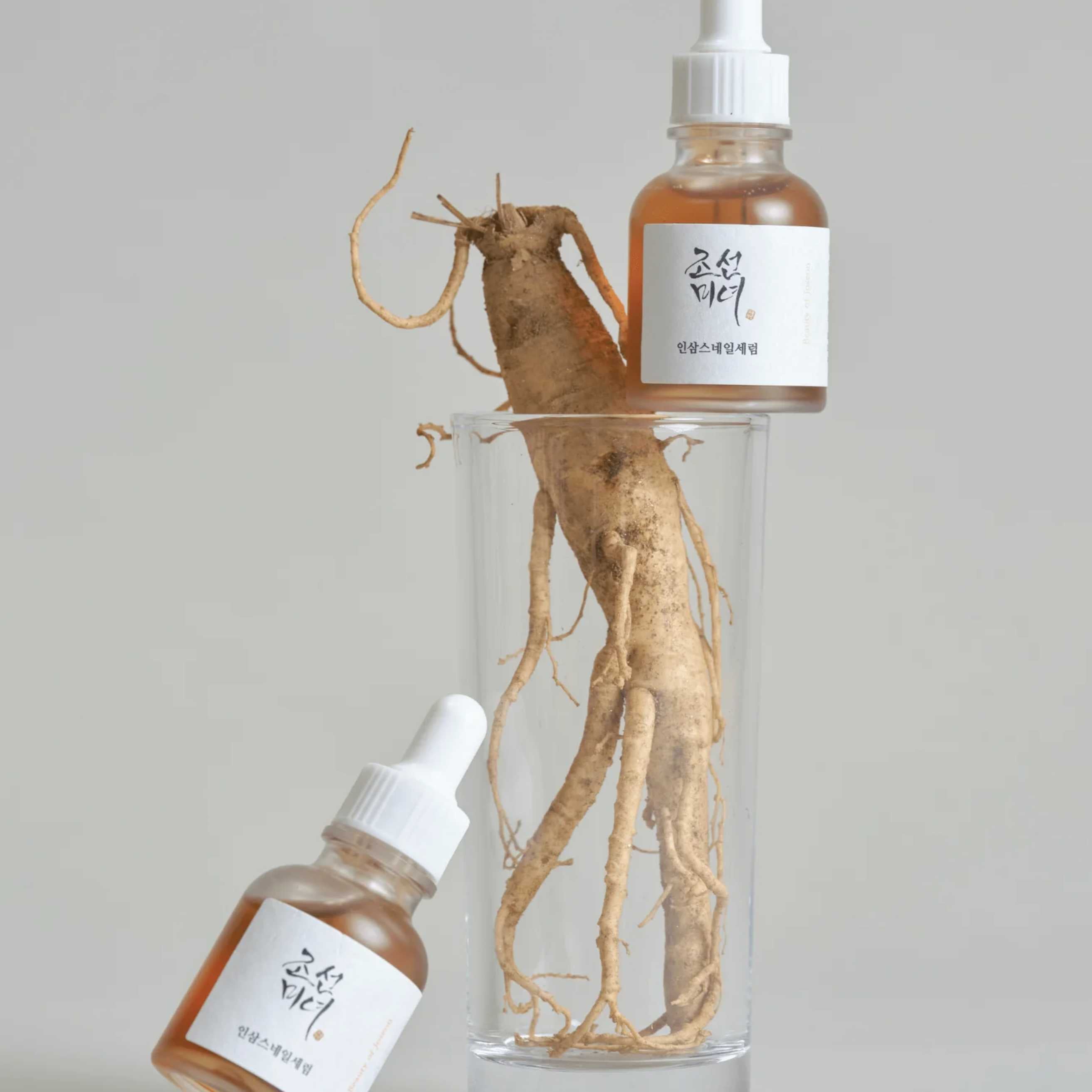 Serum med ginseng og snail mucin ingredienser