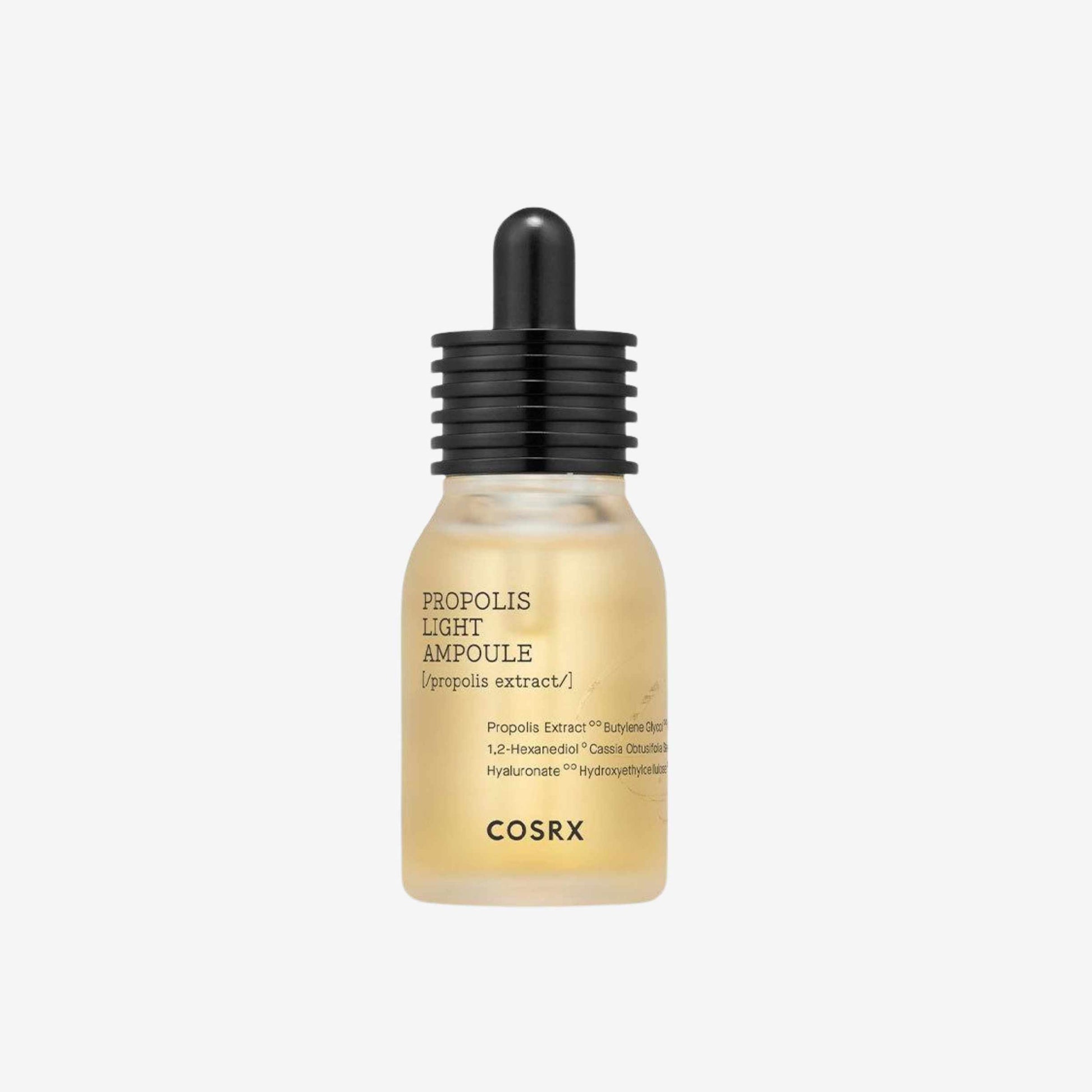 COSRX Full Fit Propolis Light Ampoule 30 ml ansiktsserum i glassflaske med pipette som gir fukt og bidrar til en myk og glødende hud