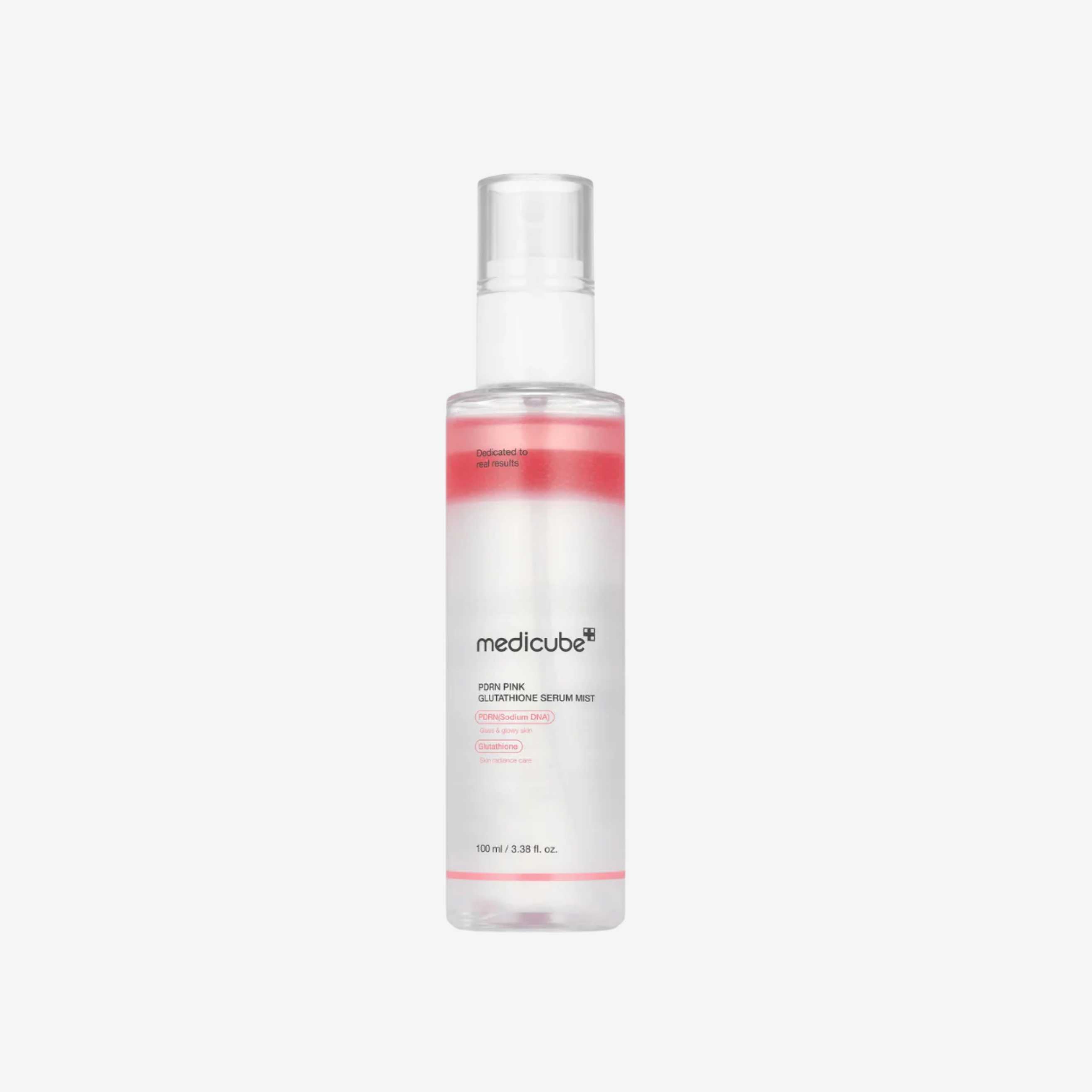 Medicube PDRN Pink Glutathione Serum Mist 100 ml serum mist med PDRN, glutathion og fuktighetsgivende ingredienser som bidrar til økt glød, jevnere hudtone og langvarig fuktighet
