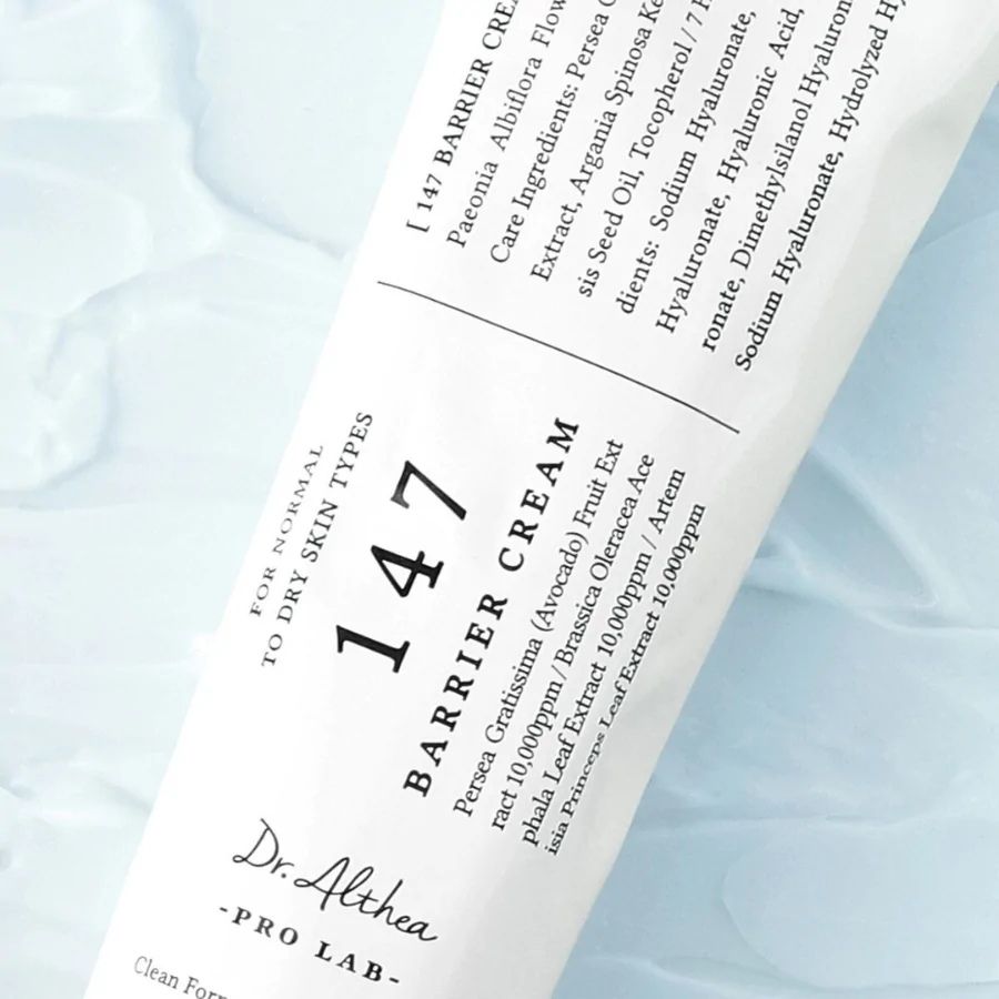 Dr. Althea 147 Barrier Cream med nærende og fuktighetsgivende kremtekstur
